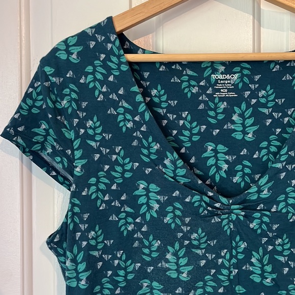 Toad&Co | Rosemarie Blue Dress, Size Large, V-Neck, Cap Sleeve, Leaves Pattern - Picture 4 of 8